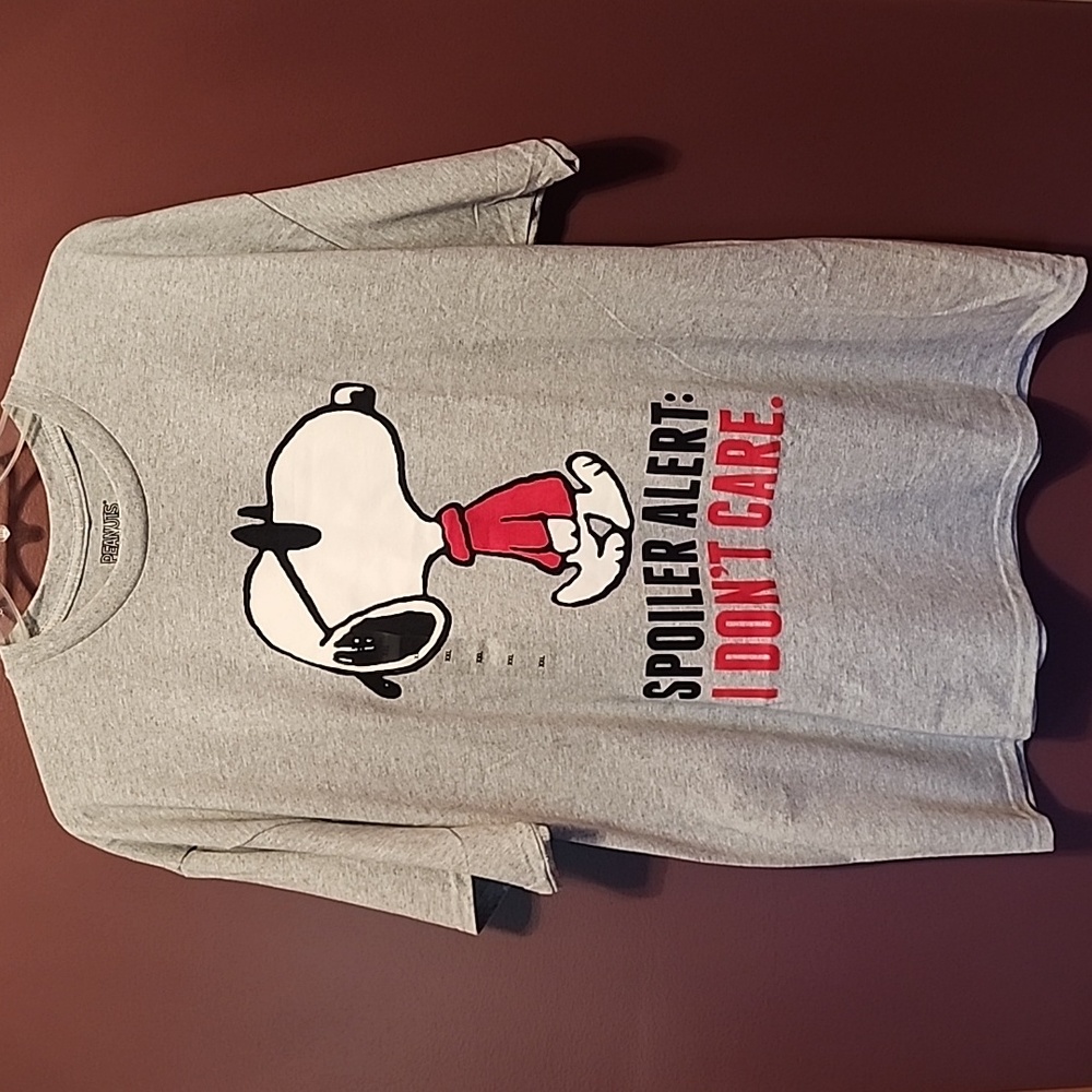 PEANUTS t-shirt